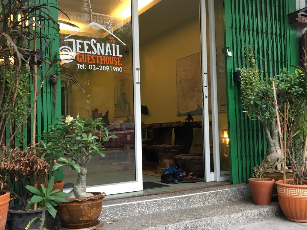 Jeesnail Guesthouse Bangkok Extérieur photo