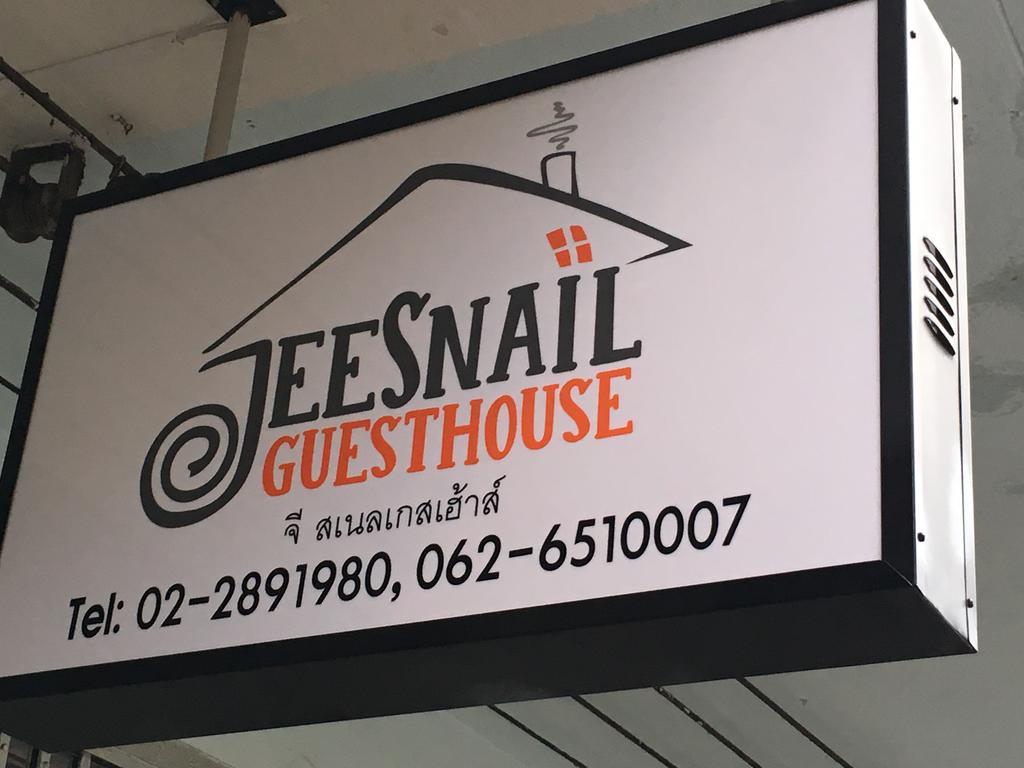 Jeesnail Guesthouse Bangkok Extérieur photo
