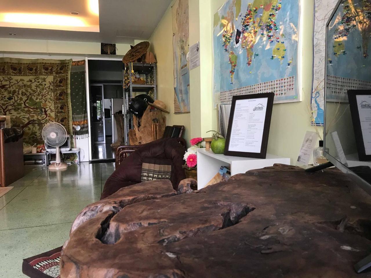 Jeesnail Guesthouse Bangkok Extérieur photo